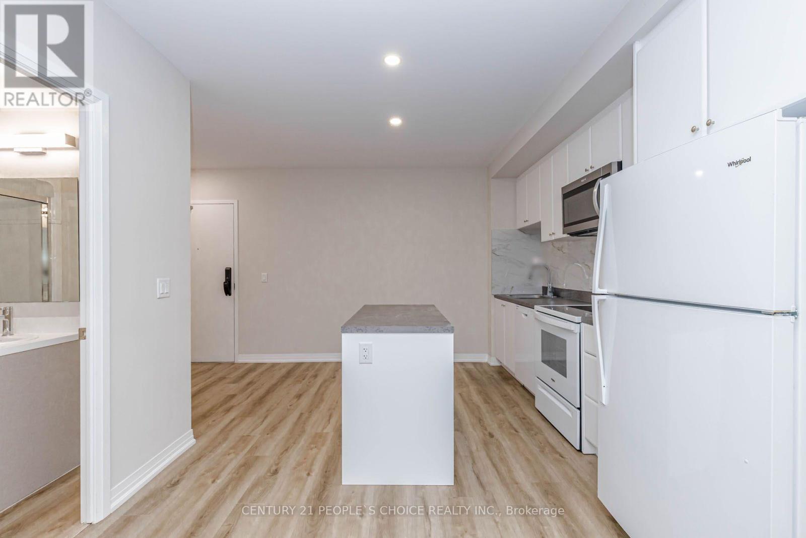 #206 50 HERRICK AVENUE - 19