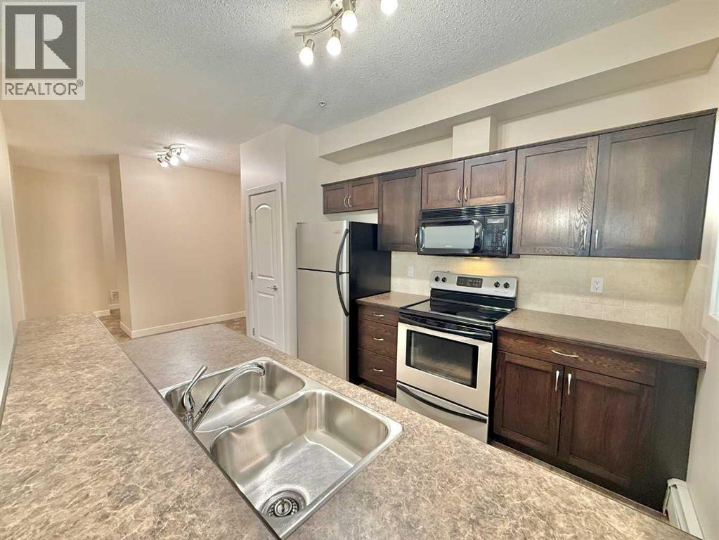 202, 109 Seabolt Drive, Hinton — photo 10