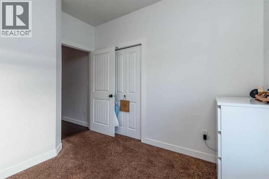 1305 47A Avenue - 26