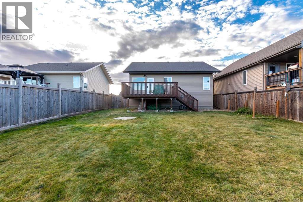 1305 47A Avenue - 38