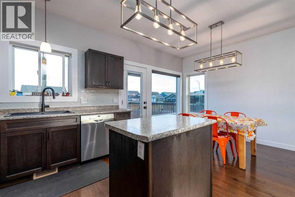 1305 47A Avenue - 12