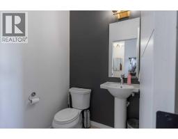 4pc Bathroom - 4537 25 Avenue S, Lethbridge, AB T1K8K5 Photo 6