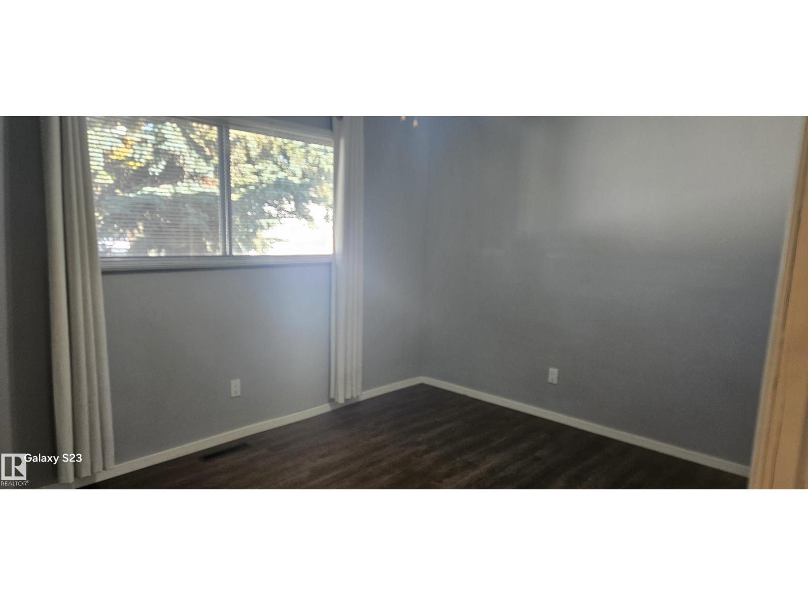 2 Wren Crescent, photo 13
