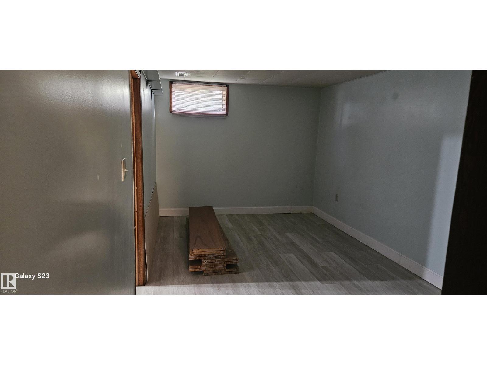 2 Wren Crescent, photo 25