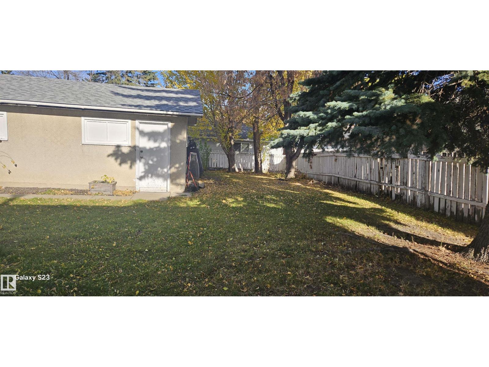 2 Wren Crescent, photo 34