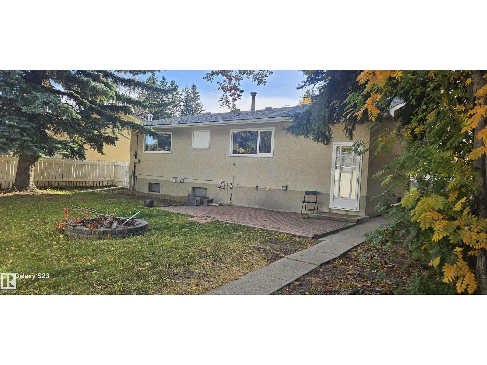 2 Wren Crescent, photo 38