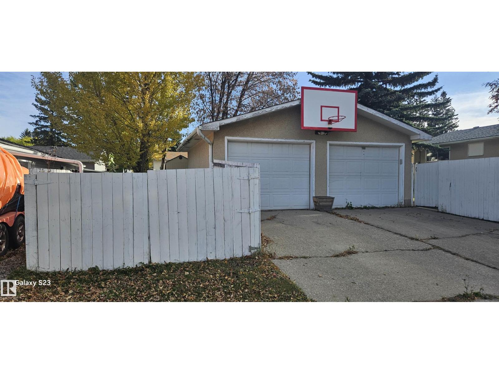 2 Wren Crescent, photo 40