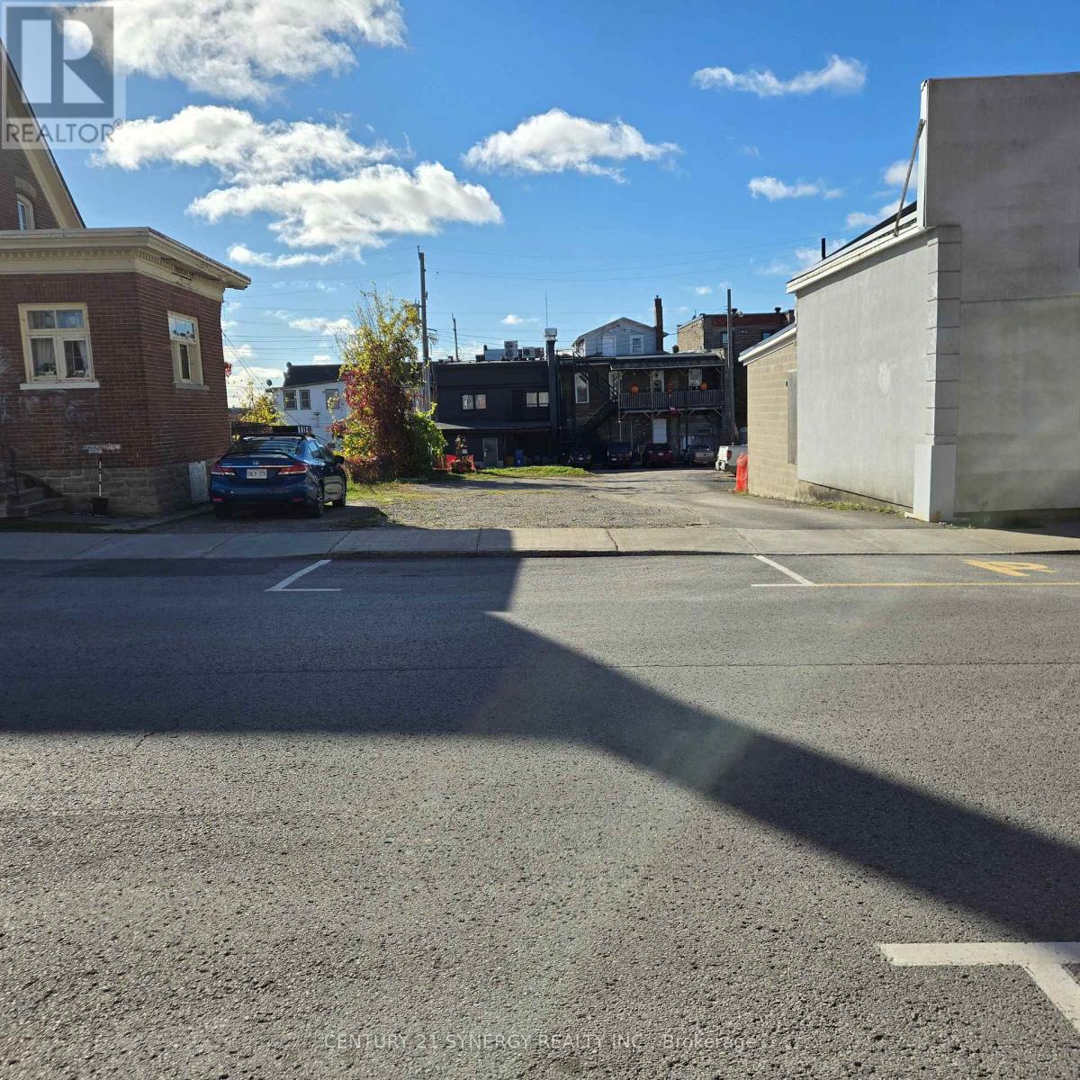 7 WILLIAM STREET E, Smiths Falls — photo 2