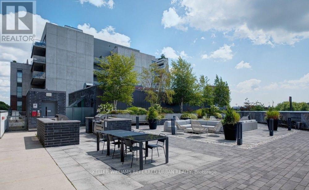 1104 - 20 MINOWAN MIIKAN LANE, Toronto (Little Portugal) — photo 5