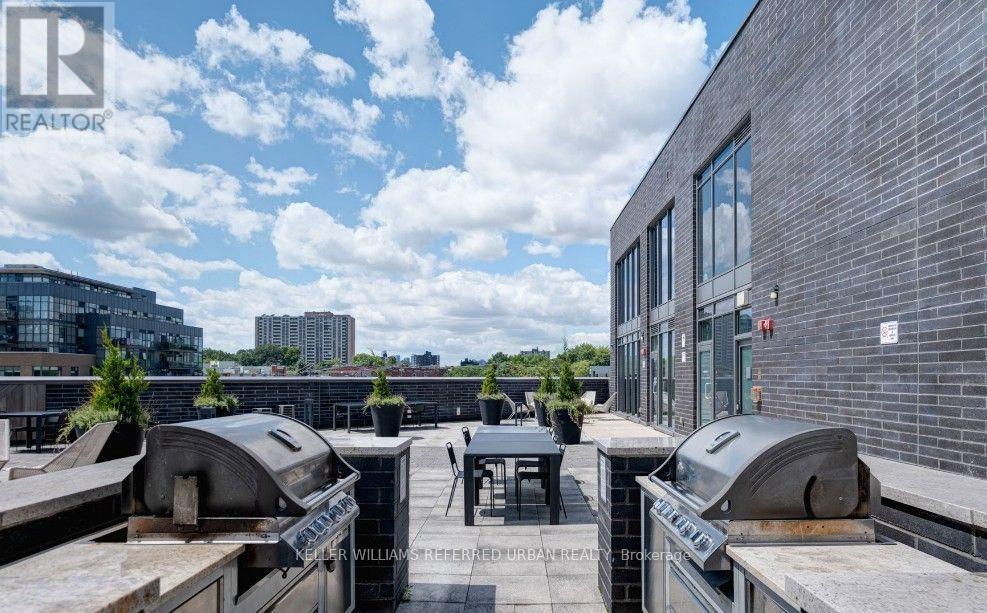 1104 - 20 MINOWAN MIIKAN LANE, Toronto (Little Portugal) — photo 6