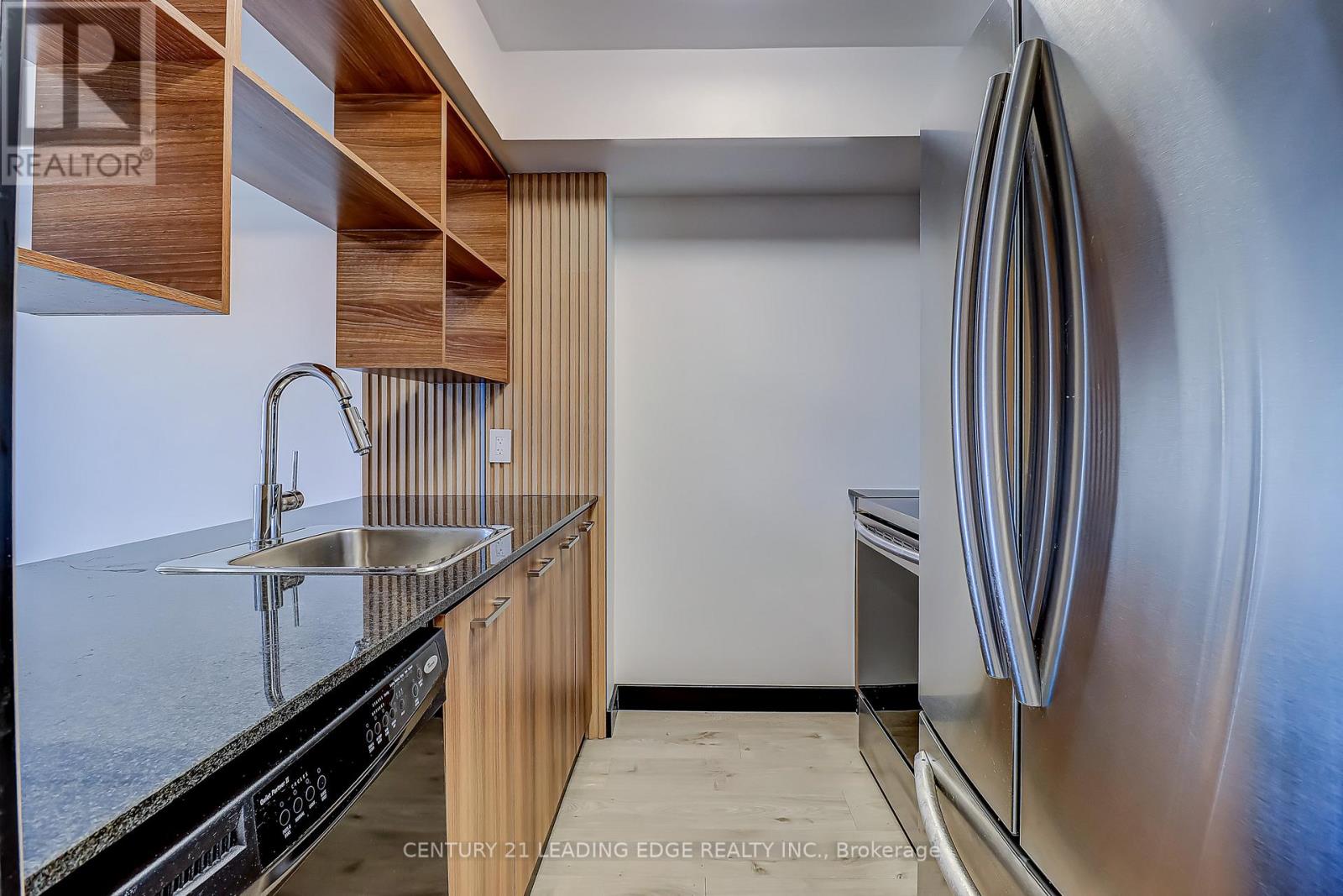 3311- 125 Village Green Square, Toronto, ON photo 7