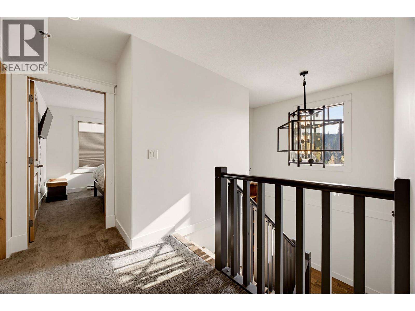 #16 5040 VALLEY Drive - 17