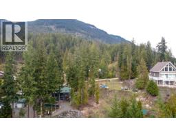 Pine Avenue Lot# 80, Anglemont, BC V0E1M8 Photo 31