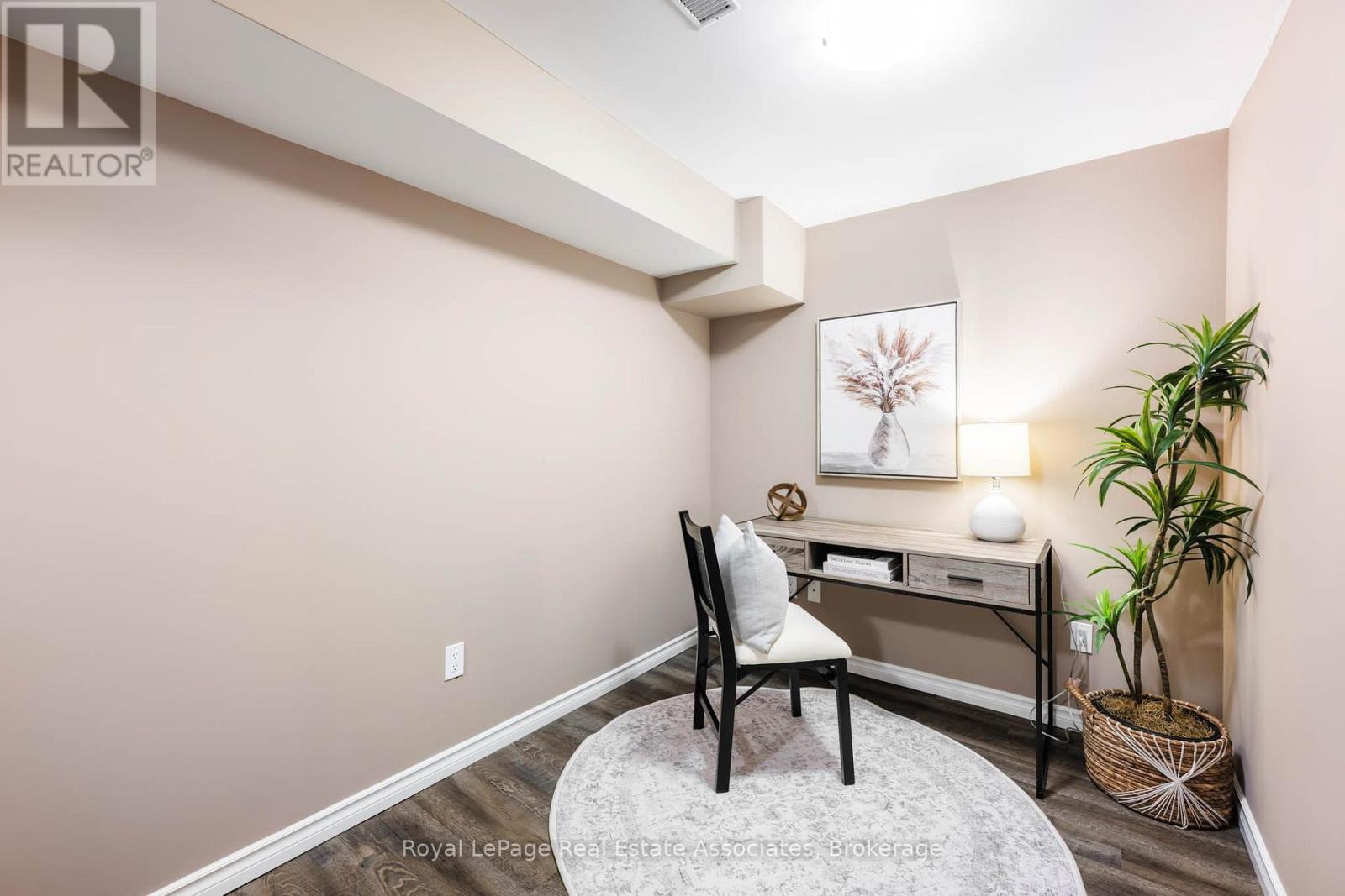47 Bradley Drive, Halton Hills, ON photo 43