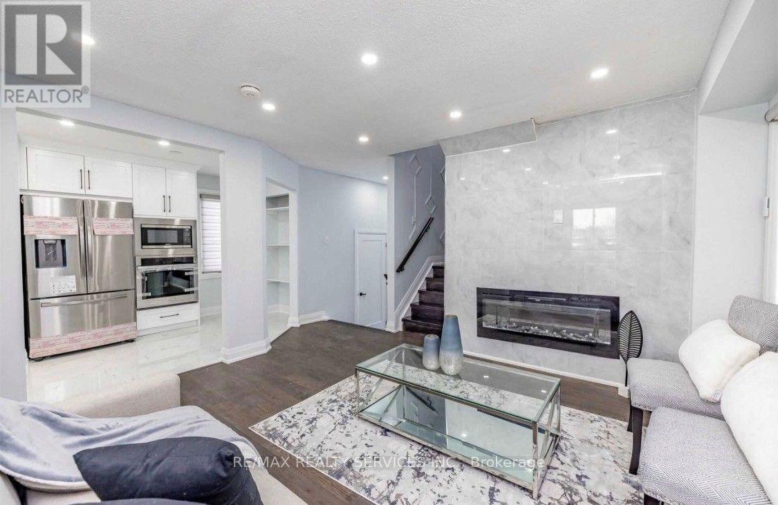 52 ROEHAMPTON CRESCENT, Brampton (Brampton South) — photo 5