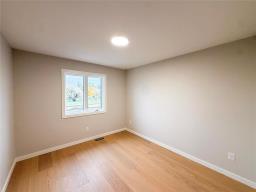 114 Renfrew Street, Winnipeg, MB R3N1J4 Photo 10