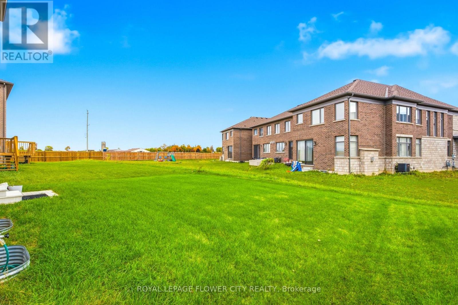 847 Queenston Boulevard, Woodstock, ON photo 32