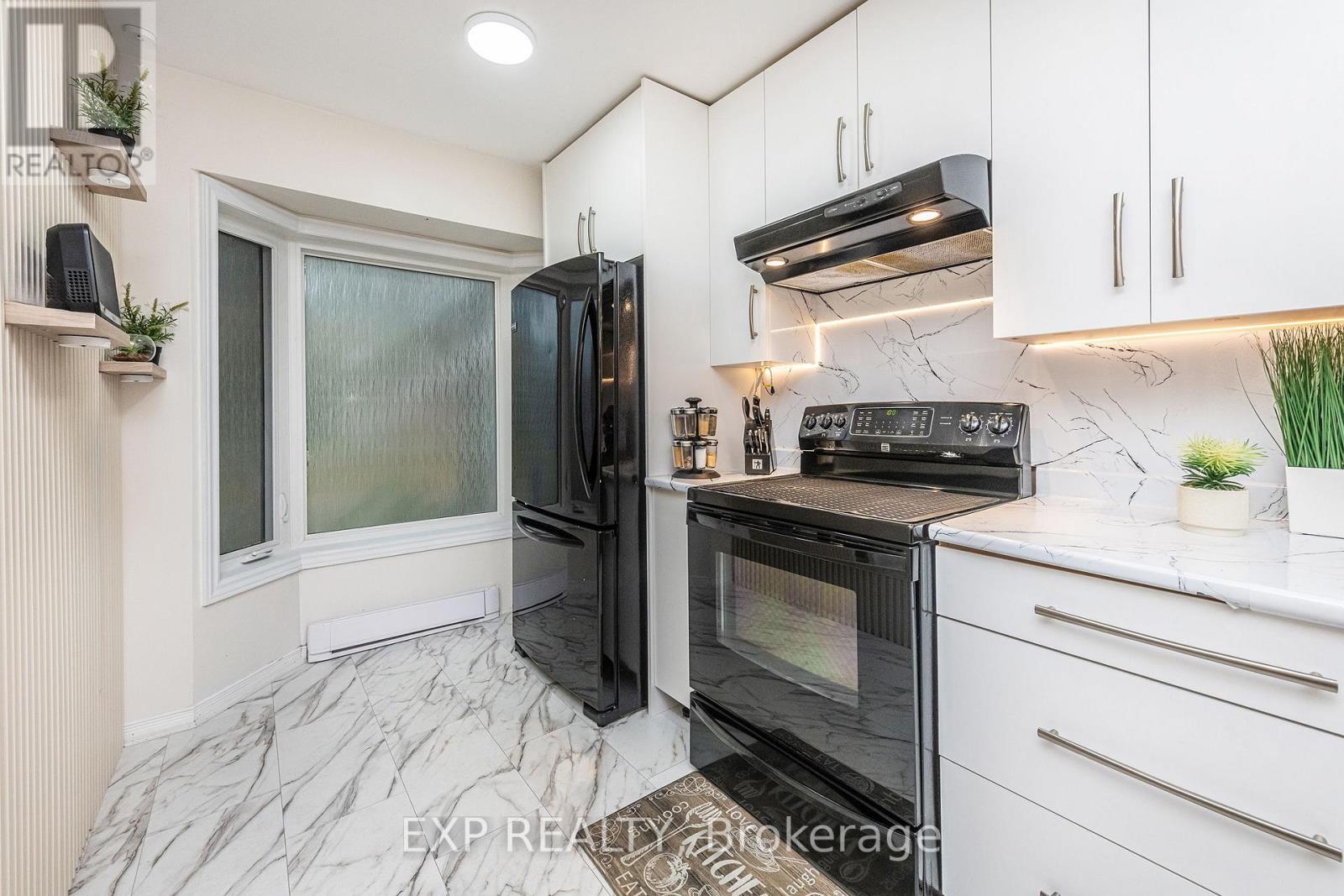 #2 65 SCOTT STREET - 5