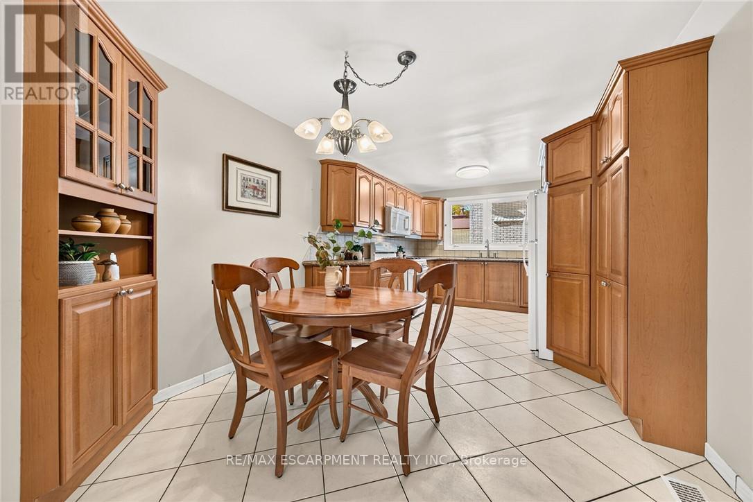 3 Harvard Place, Hamilton, ON photo 13