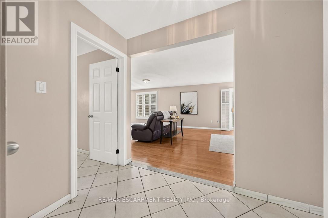 3 Harvard Place, Hamilton, ON photo 32