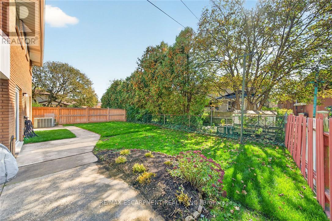 3 Harvard Place, Hamilton, ON photo 47