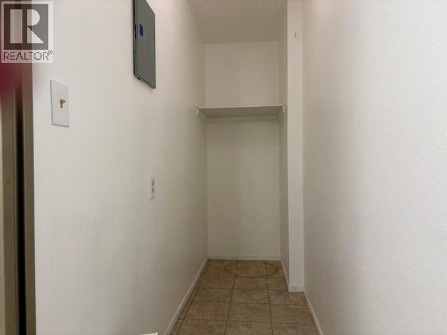 #406 2011 2nd Street N - 8
