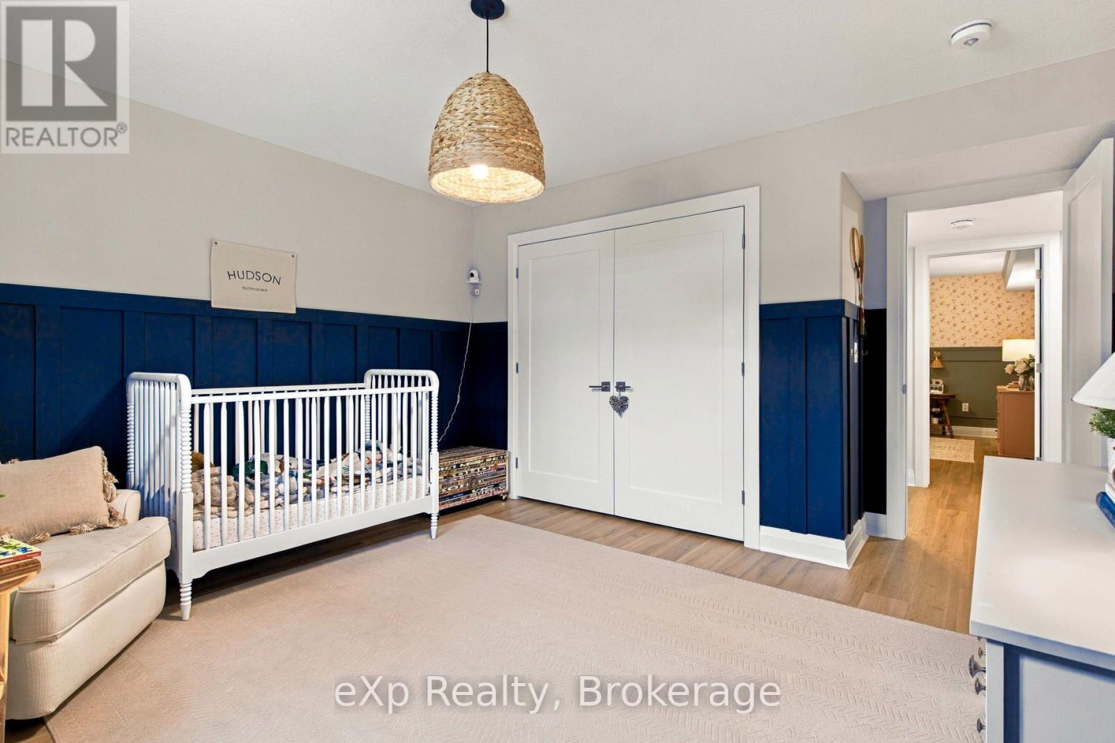 160 Orr Street — photo 32