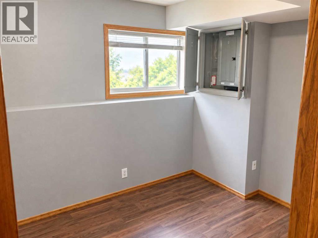 Listing photo – 233 Kendrew Drive, Red Deer