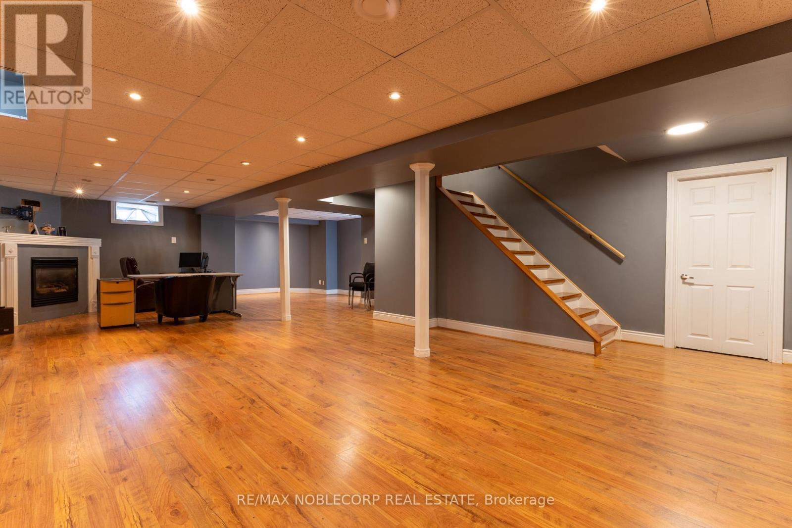 71 Castlepoint Drive, Vaughan, ON photo 43