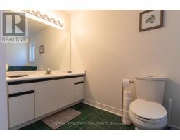 71 Castlepoint Drive, Vaughan, ON L4H1B8 Photo 32
