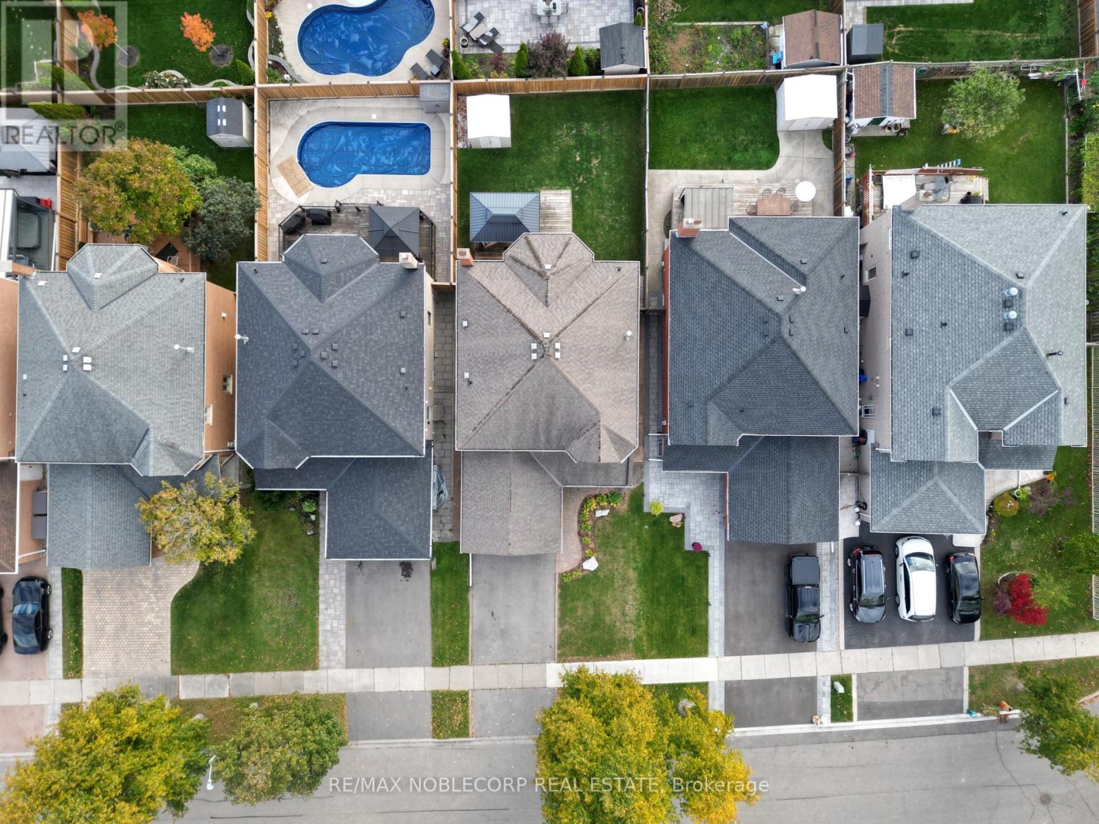 71 Castlepoint Drive, Vaughan, ON photo 48