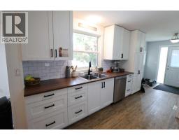 Bedroom - 5612 57 Street, Taber, AB T1G1L3 Photo 6