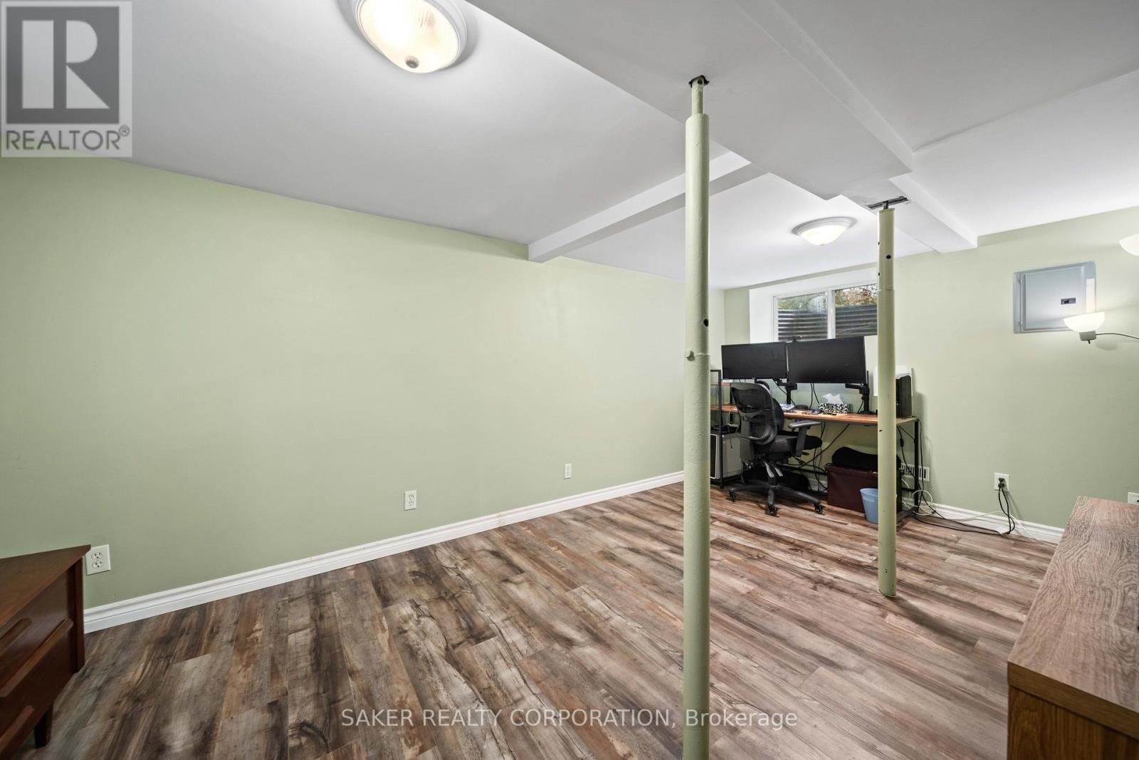 119 Clarence Street — photo 23