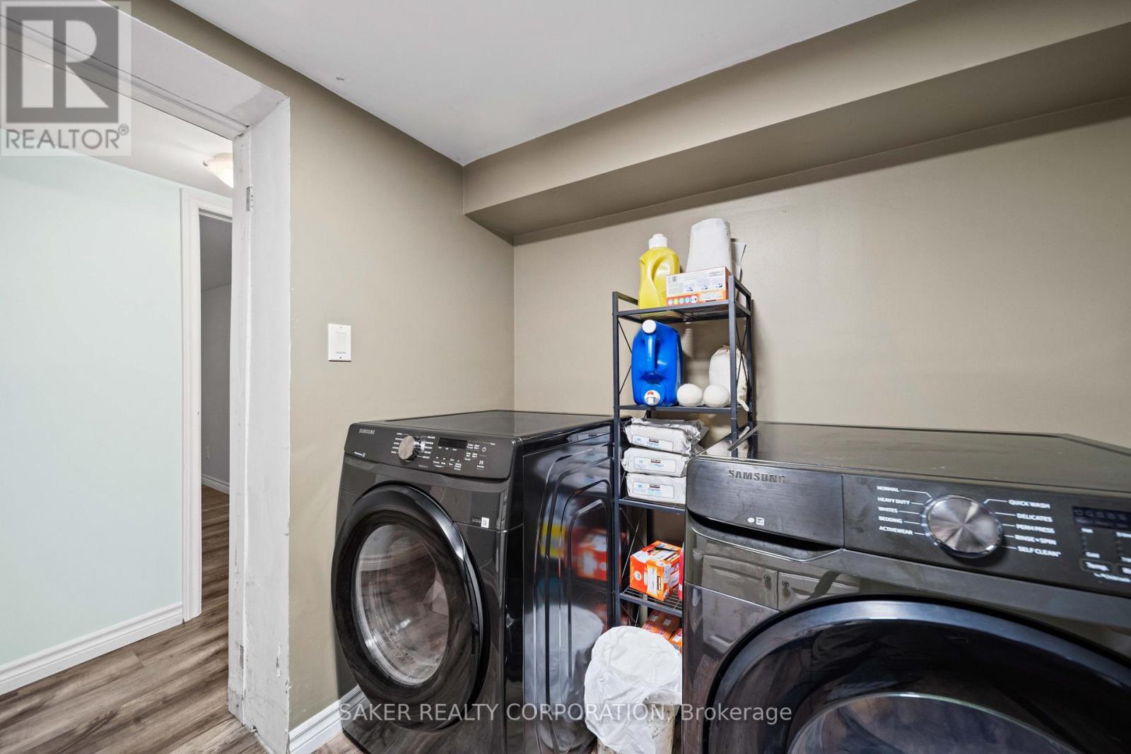 119 Clarence Street — photo 29