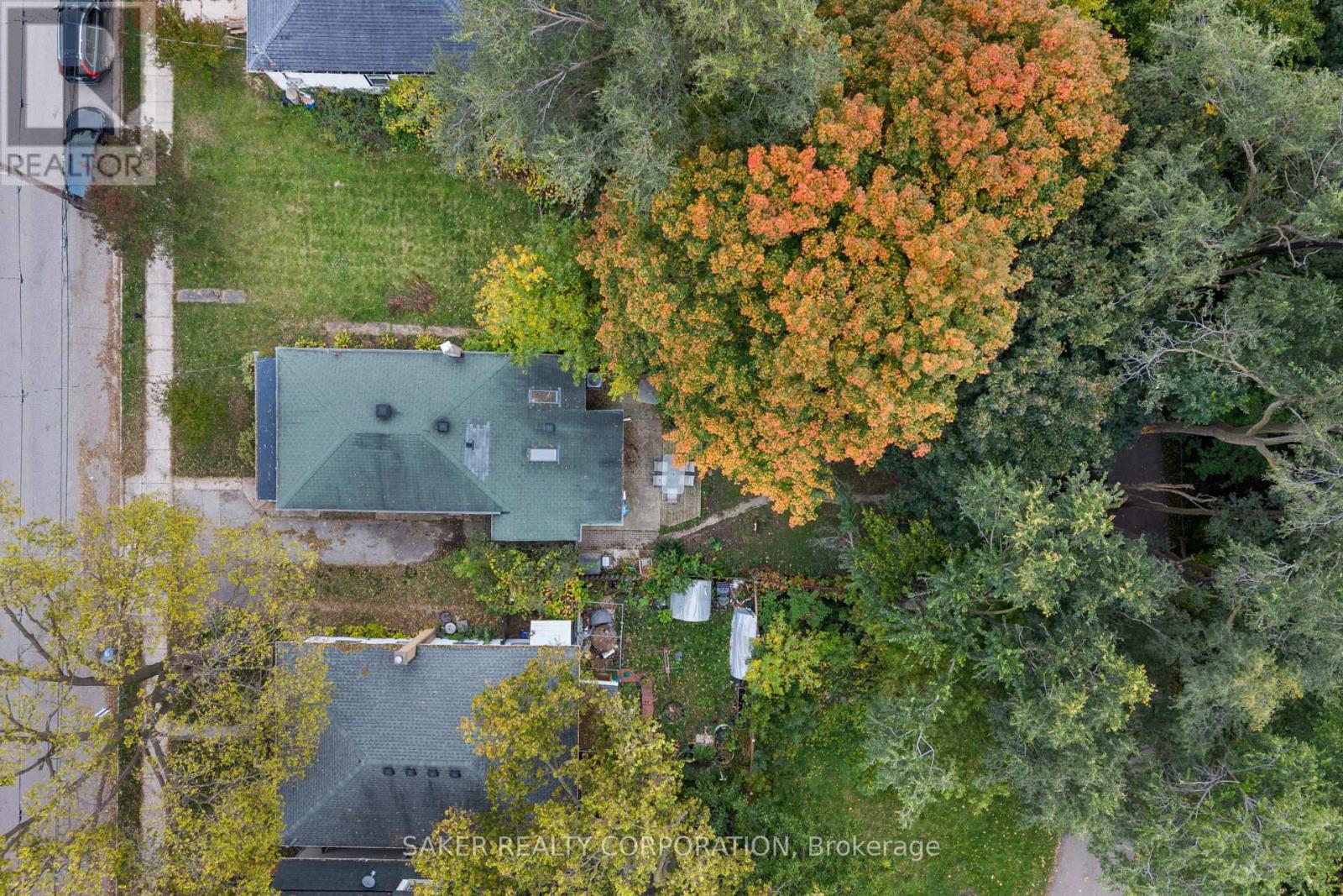 119 Clarence Street — photo 35