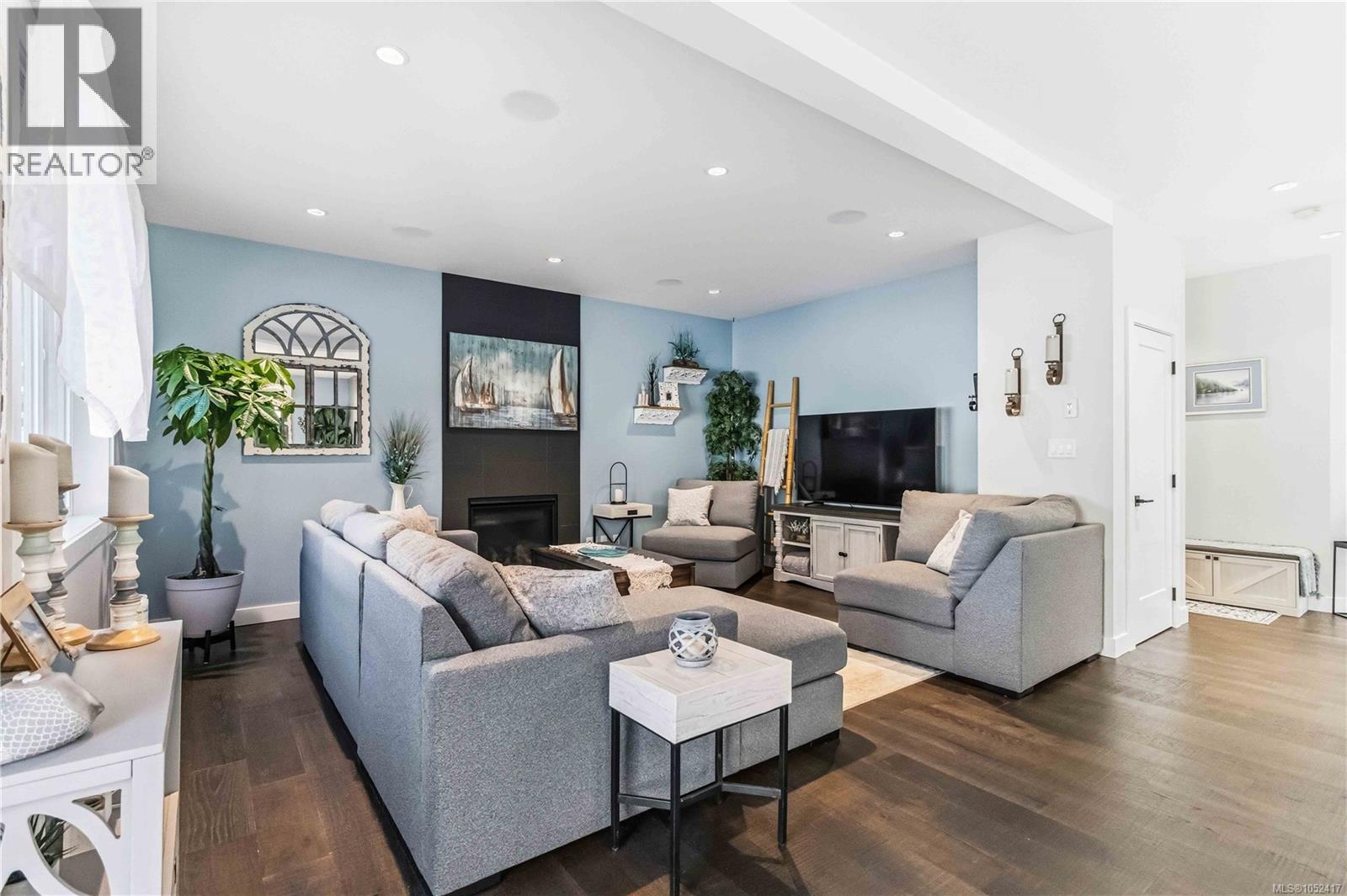 6908 Blanchard Rd - 7