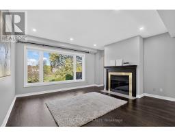 Eating area - 253 Knudson Drive, Ottawa, ON K2K2N8 Photo 12