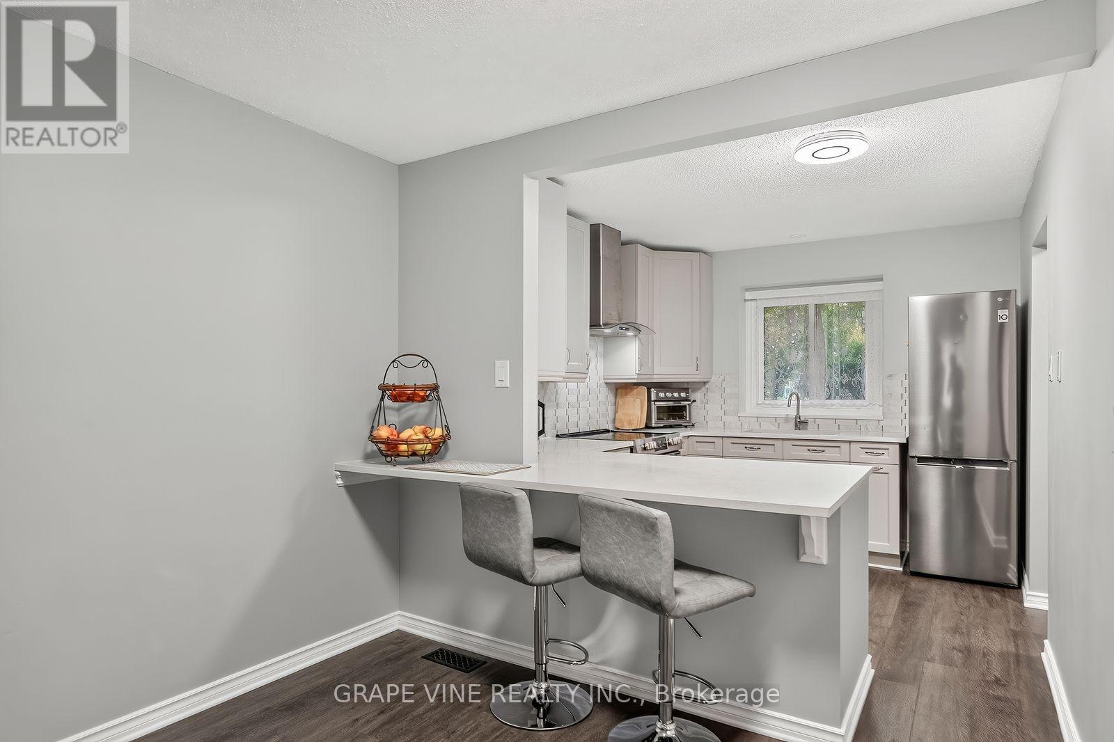 190 - 3897E OLD RICHMOND ROAD, Ottawa — photo 11