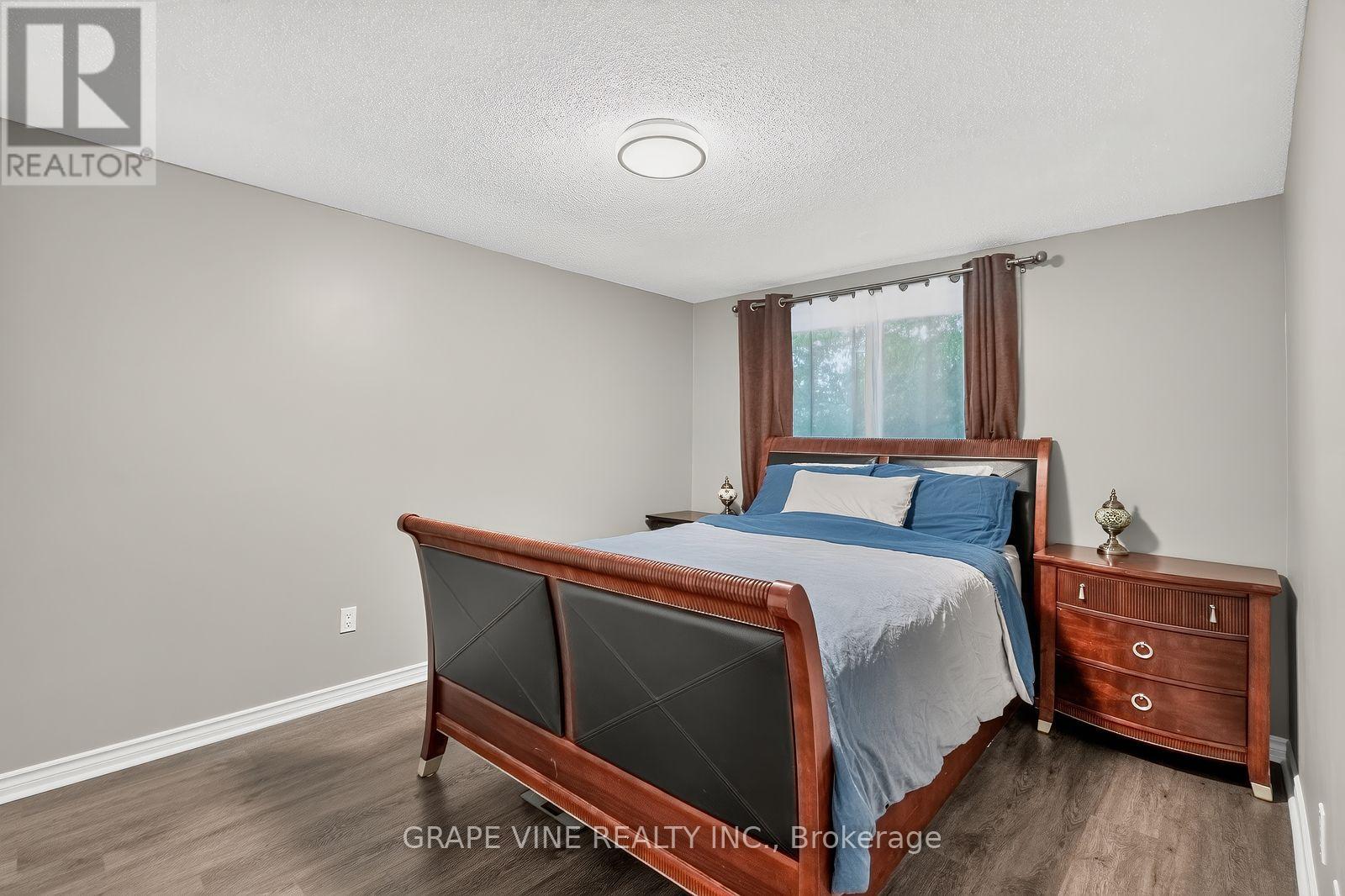 #190 3897E OLD RICHMOND ROAD - 17