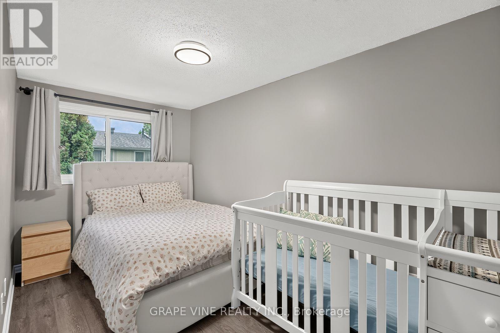 #190 3897E OLD RICHMOND ROAD - 20