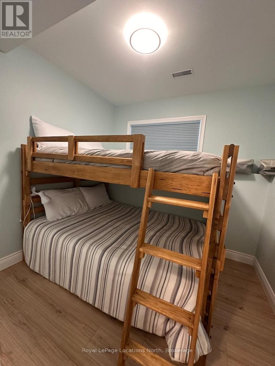 201 SHORE LANE, Wasaga Beach — photo 10