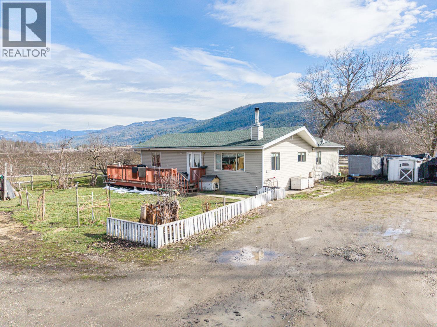  4536 97A Highway, Spallumcheen