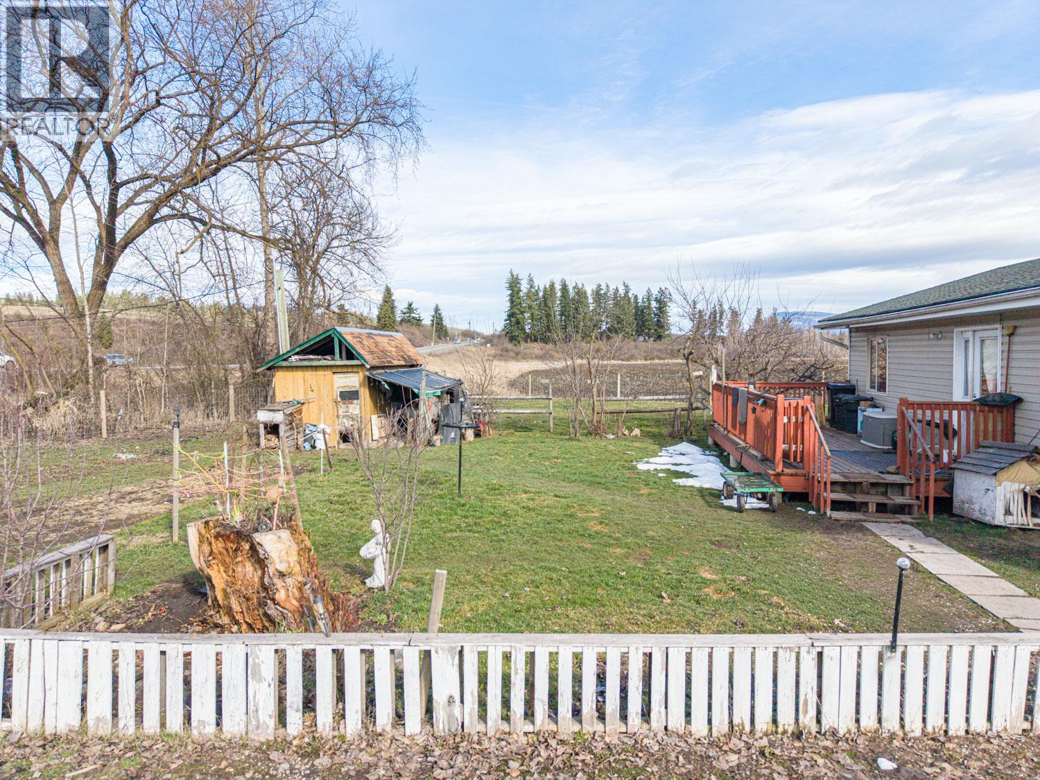  4536 97A Highway, Spallumcheen