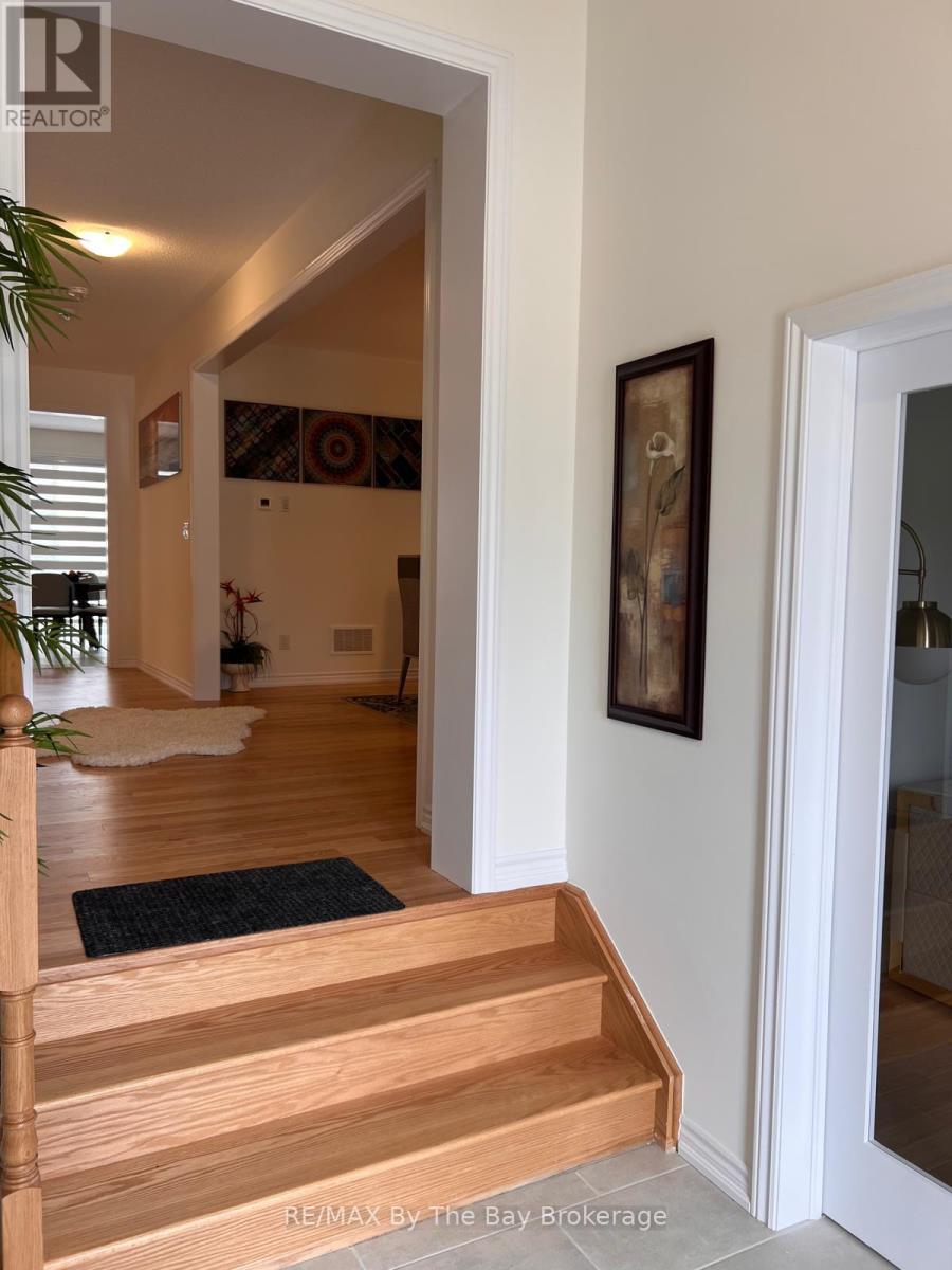 46 ROSANNE CIRCLE, Wasaga Beach — photo 4