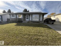 House for sale at 176 Humberstone Rd NW, Edmonton — MLS® E4513389