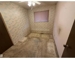 176 Humberstone Rd Nw, Edmonton, AB T5A4C6 Photo 11