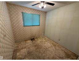 176 Humberstone Rd Nw, Edmonton, AB T5A4C6 Photo 12