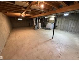 176 Humberstone Rd Nw, Edmonton, AB T5A4C6 Photo 13