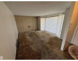 176 Humberstone Rd Nw, Edmonton, AB T5A4C6 Photo 7