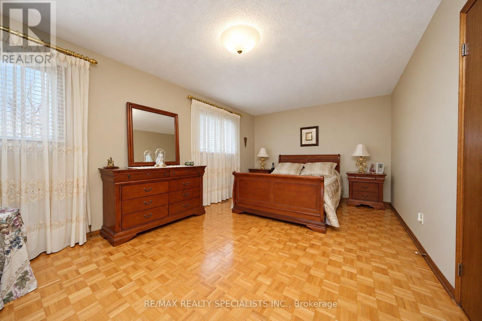 157 Sunforest Drive, Brampton, ON photo 22